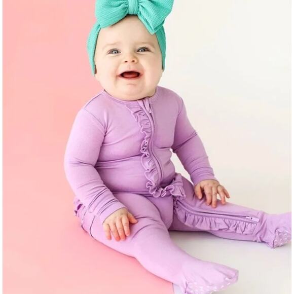 Posh Peanut Footie Ruffled Zippered One Piece - 3-6 months (Bundle of 3) - Picture 6 of 9